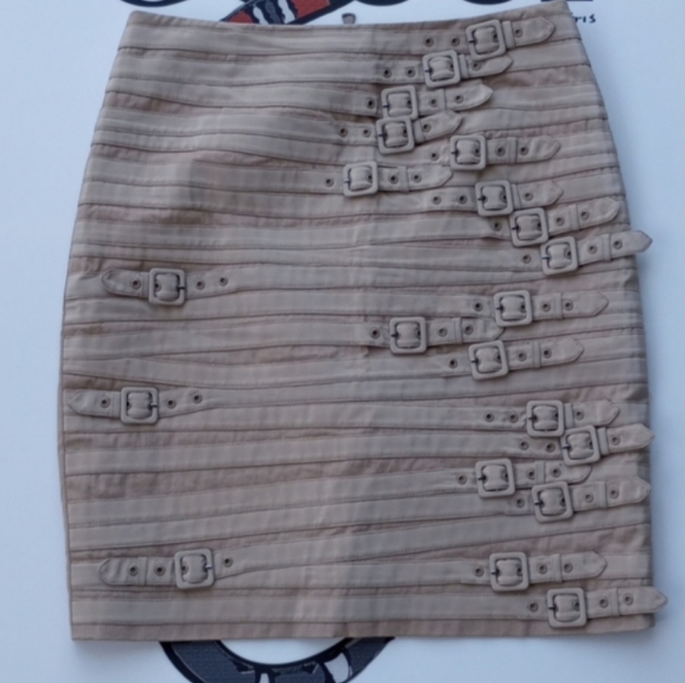 ALL BELTS PER SE 2 TAN MINI SKIRT